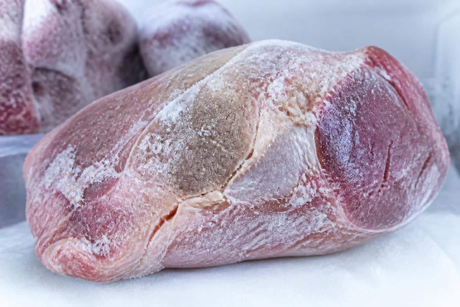 découvrez comment le risque de brûlures de congélation impacte la qualité de la viande congelée depuis 3 ans et les meilleures pratiques pour préserver sa fraîcheur.