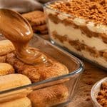 découvrez un tiramisu facile aux spéculoos, où la pâte à tartiner imbibe les biscuits pour un dessert fondant, crémeux et gourmand.
